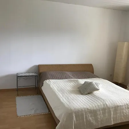 Wunderschoene Eifel-ferienwohnung Apartamento *